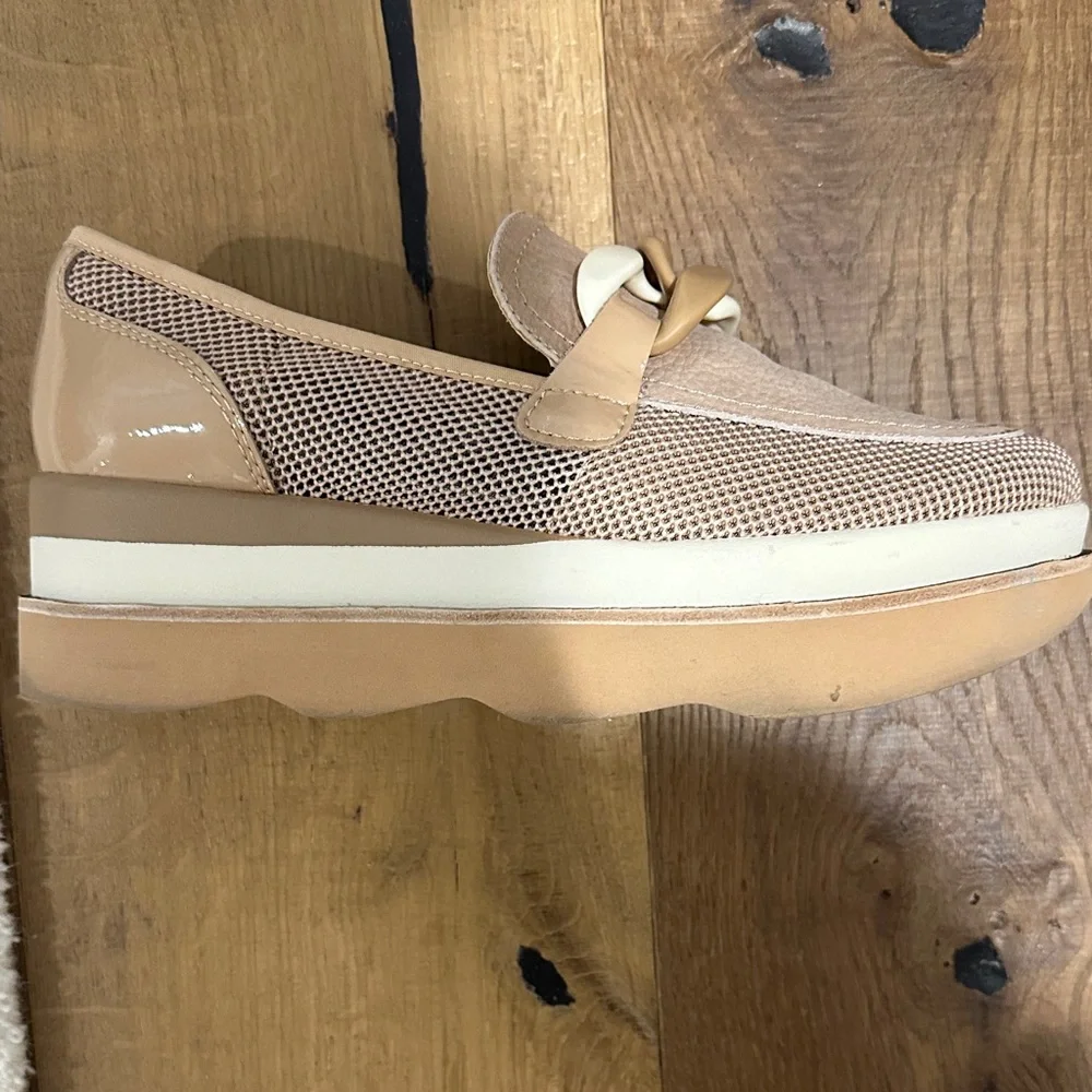 Dolce Vita Beige and Cream Loafers - Picture 4 of 8